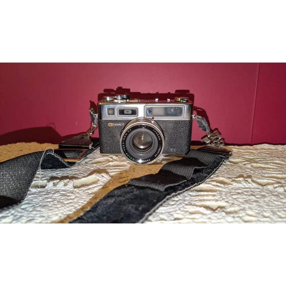 YASHICA ELECTRO 35 GS RANGEFINDER‎ POINT/ SHOOT FILM CAMERA & CASE 35mm UNTESTED